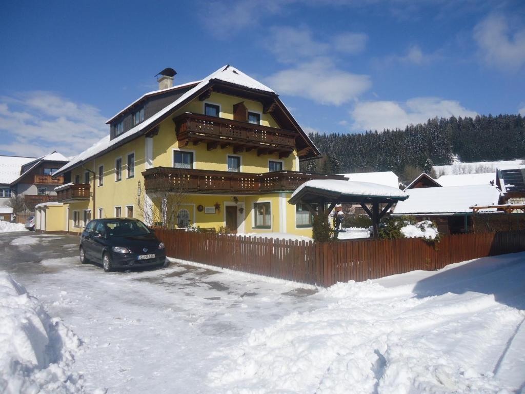 Bed and Breakfast Haus Dorfer Mariapfarr Zewnętrze zdjęcie